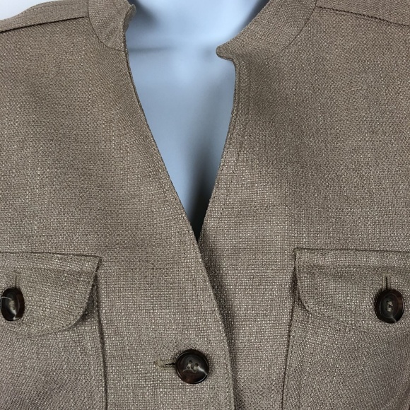 Tahari Women’s Button Down Top Size 8 Beige GB8 - Picture 3 of 8